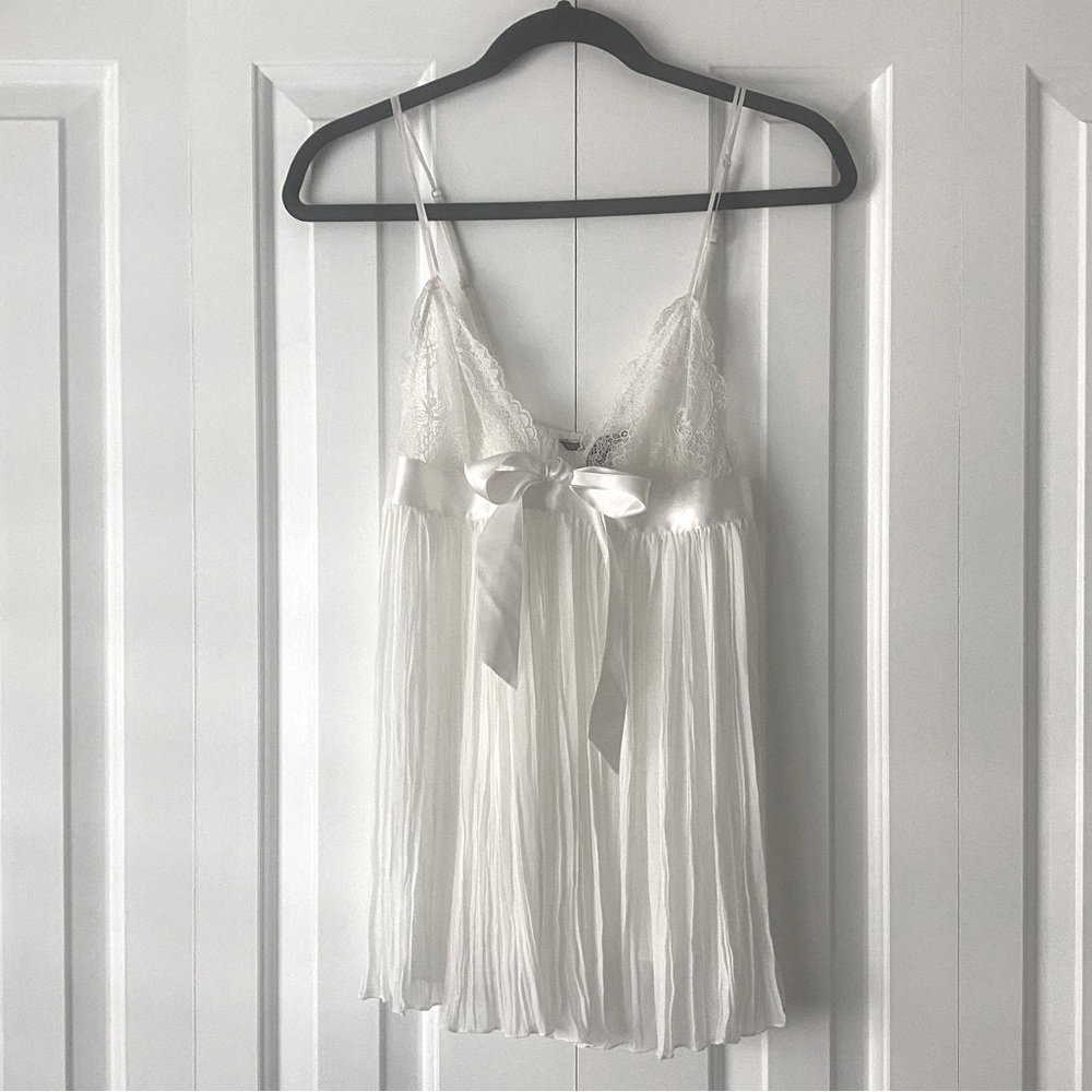 Victoria's Secret - Lace & Mesh Babydoll Top with Bow